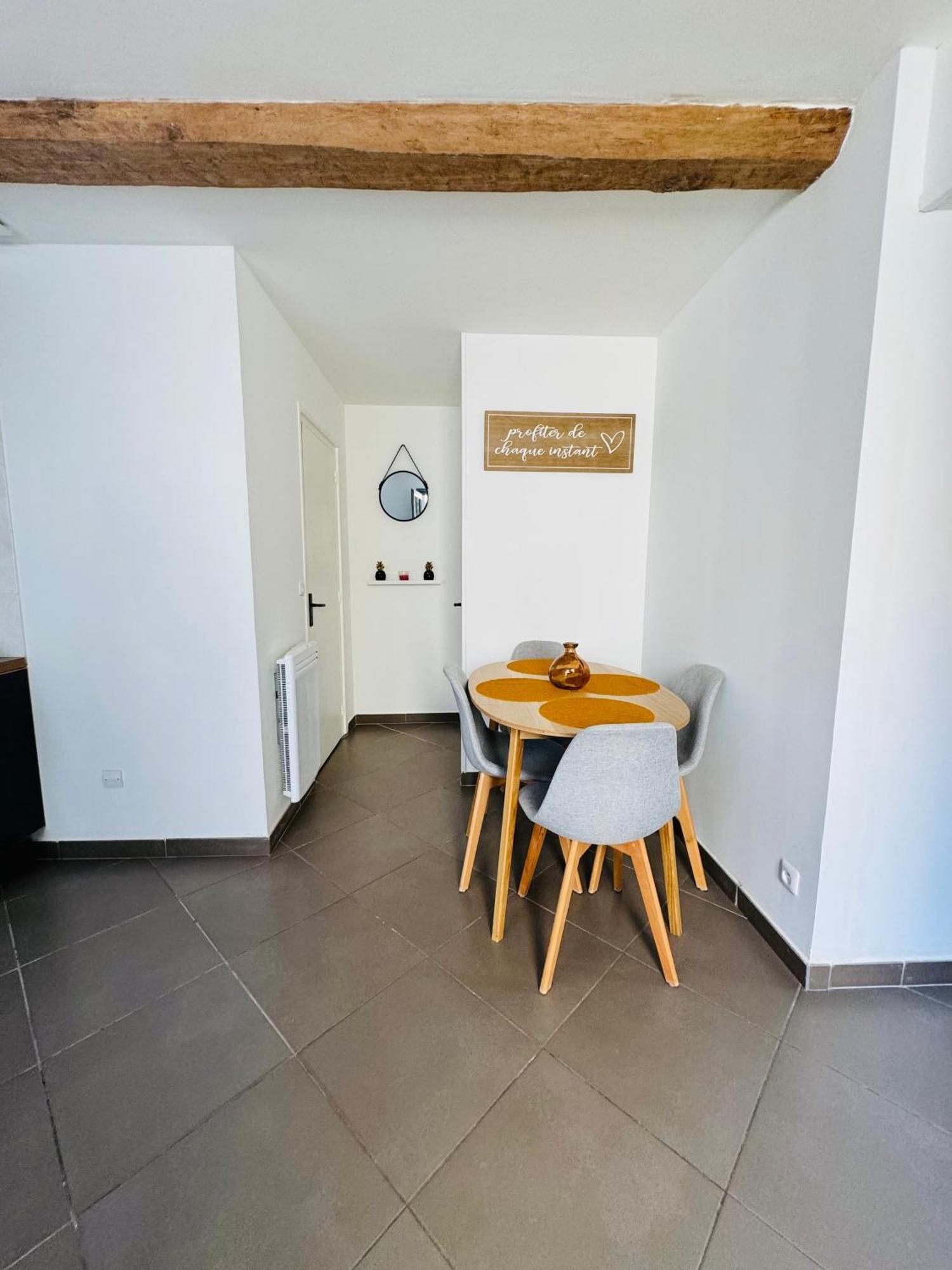 Votre Escapade Audomaroise Apartment Сент Омер Екстериор снимка